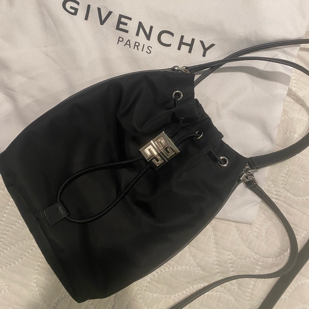 Brand NEW Givenchy 4G Light Bucket Bag- Used Once